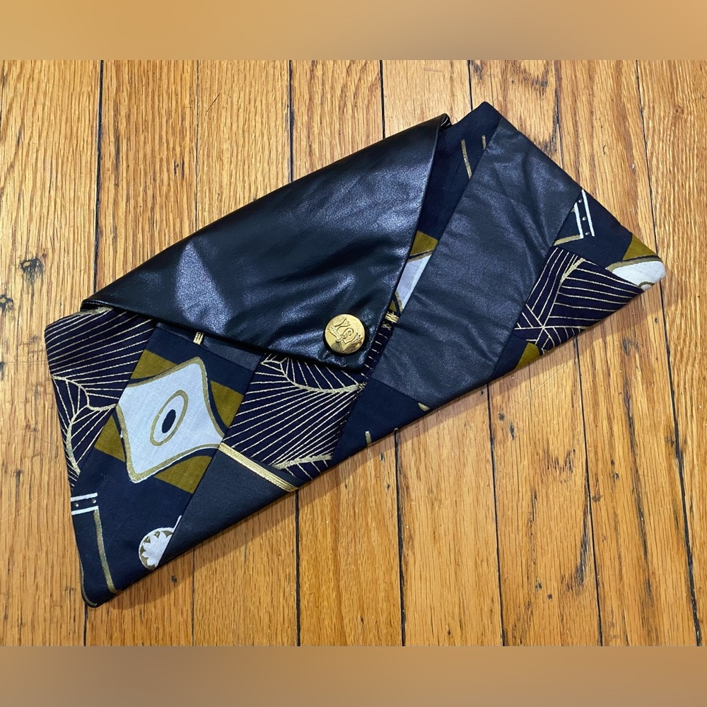 🖤💛Unique, handmade clutch